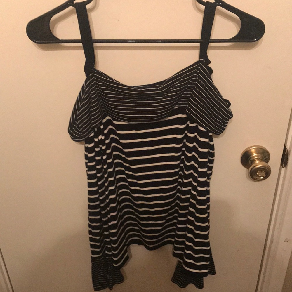 Off the shoulder long sleeve top